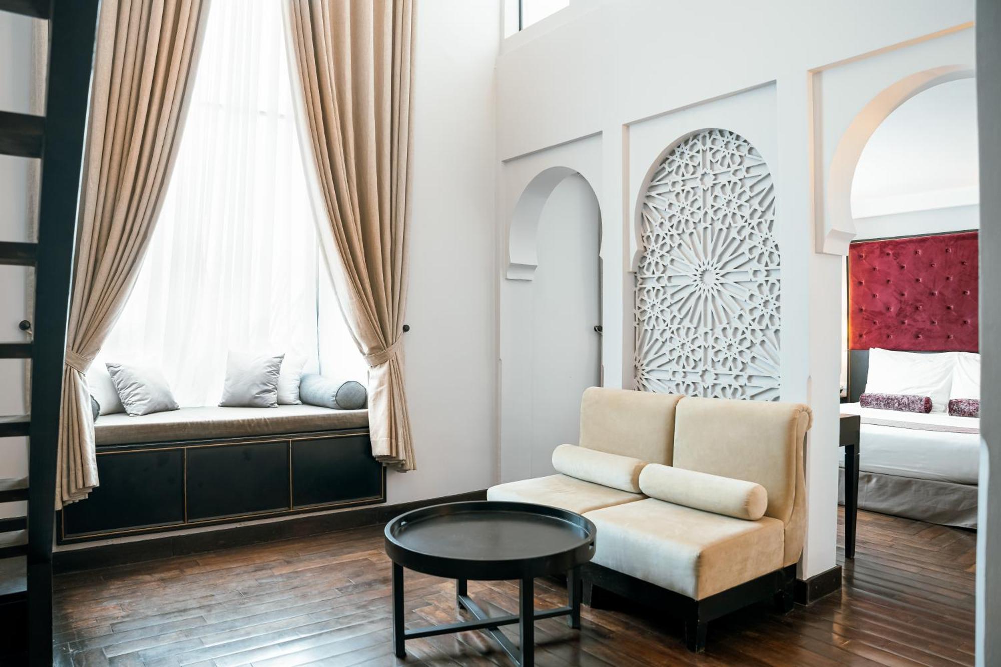 Sarai And Wander Hotel Siem Reap Bagian luar foto