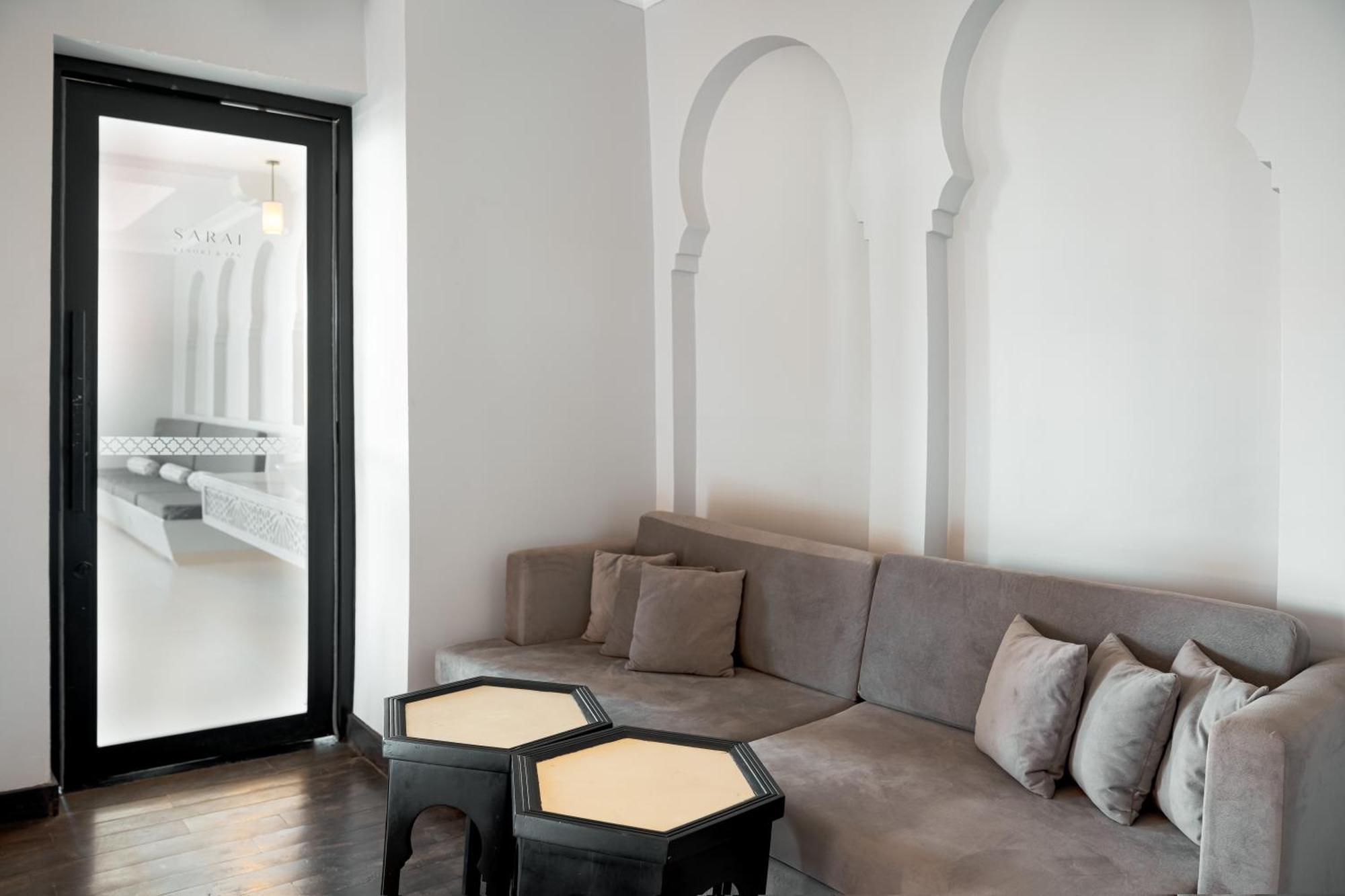Sarai And Wander Hotel Siem Reap Bagian luar foto